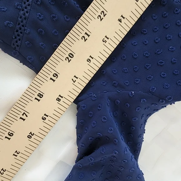 Lauren Conrad Blue Lace Sheer V- Neck Quarter Sleeve Women's Shirt Size XS - Picture 4 of 6